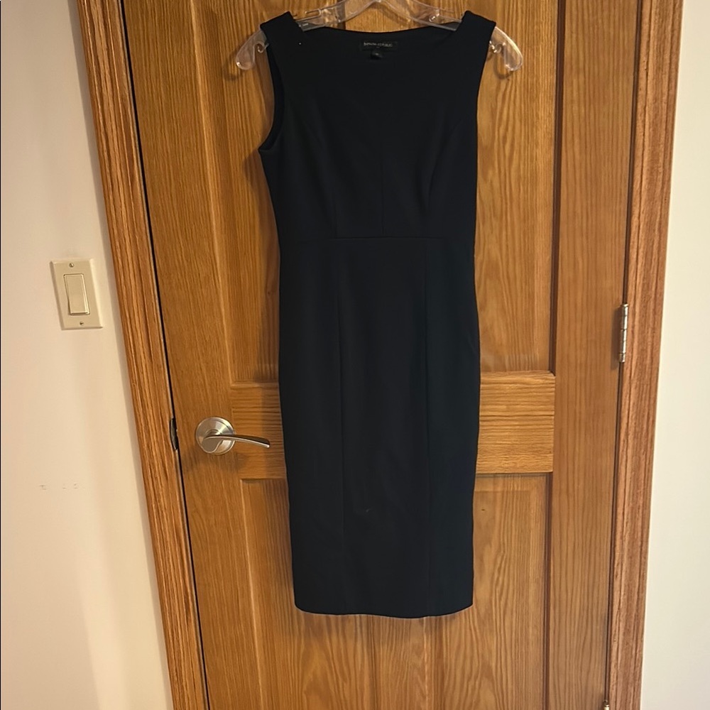 Elegant Black Sleeveless Dress with cutout back